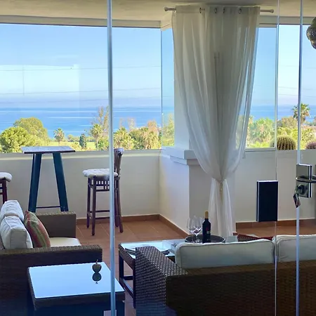 Apartment Sea View *